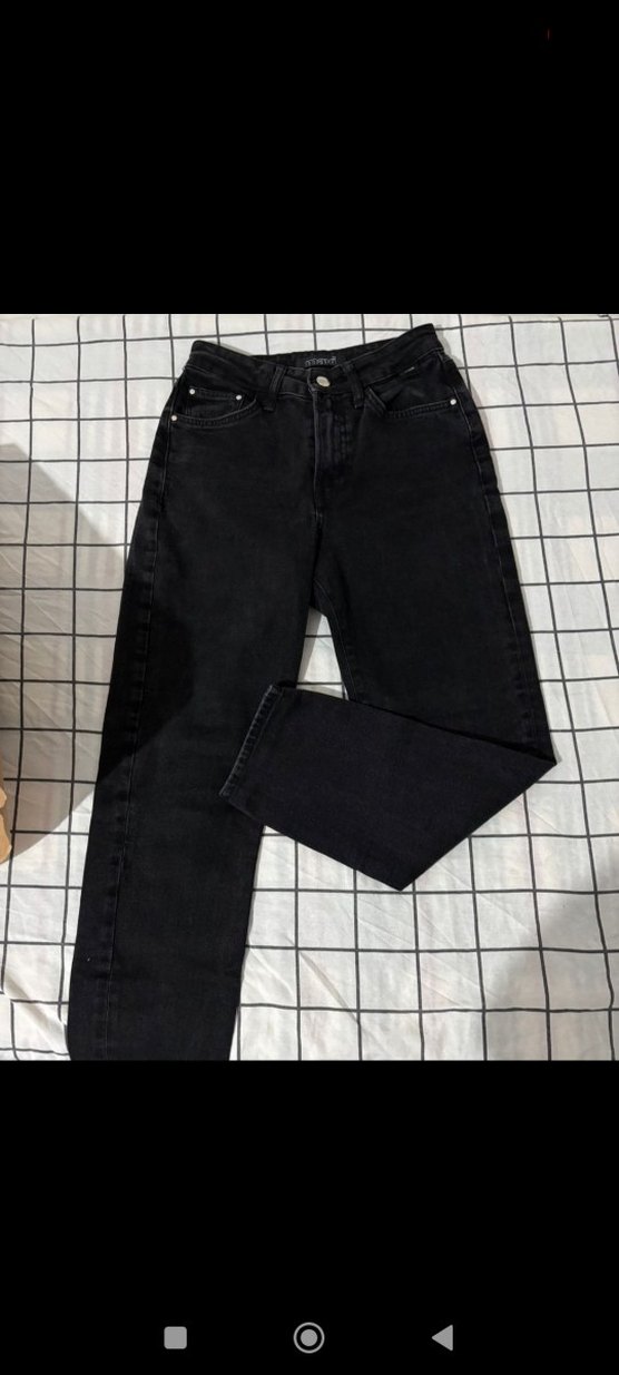 Siyah Süper Yüksek Bel Mom Jeans - Görsel 2