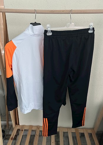 Real Madrid Eşofman Takımı - Görsel 2