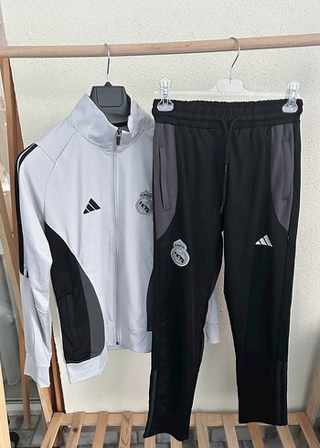 Adidas l