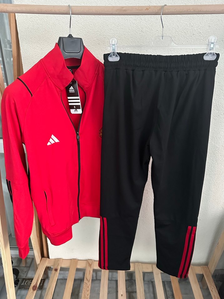 Man. United Eşofman Takımı - Görsel 2