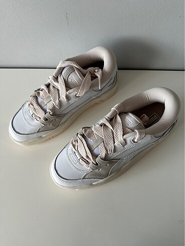 Puma Puma 180 Lace kadın spor ayakkabı