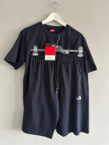 North Face North Face şortlu takım