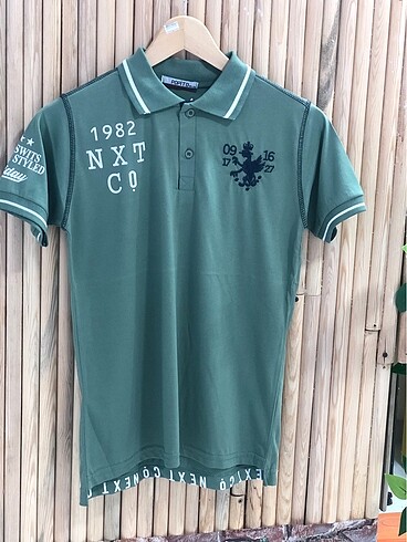 11-12 Yaş Beden yeşil Renk Tshirt