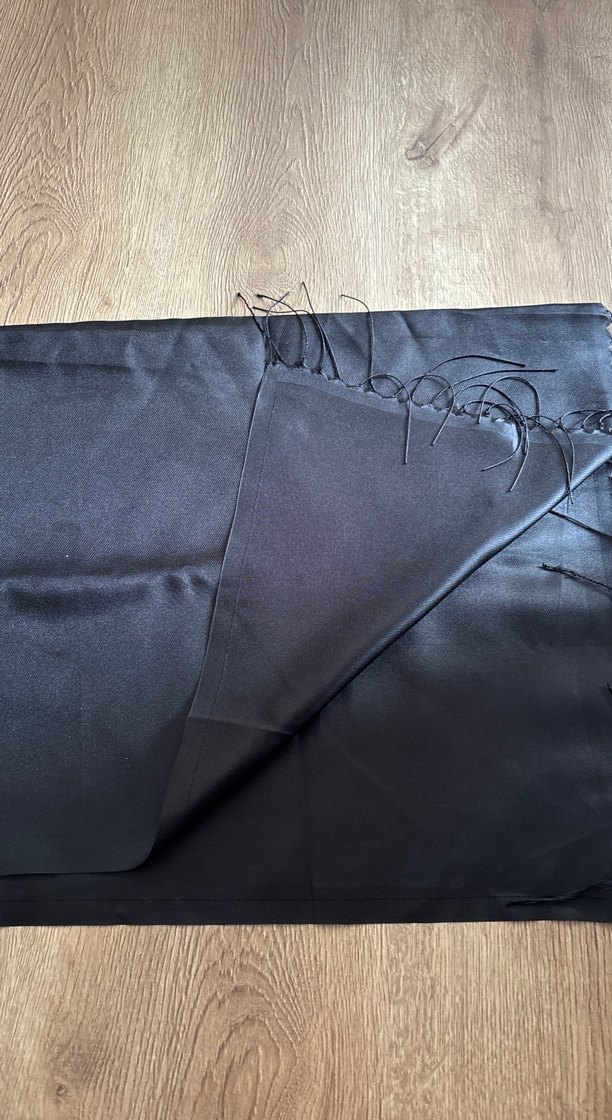 Siyah Tafta Kadın Şal - Görsel 3