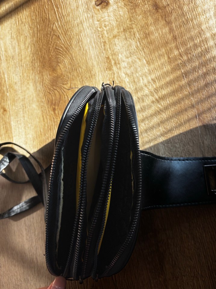 Kemer Tokalı Siyah Deri Kadın Çanta - Görsel 4