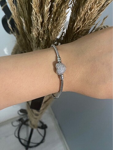 Pandora