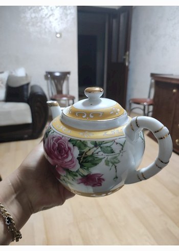 Pastel Beyaz Çiçekli Porselen Demlik