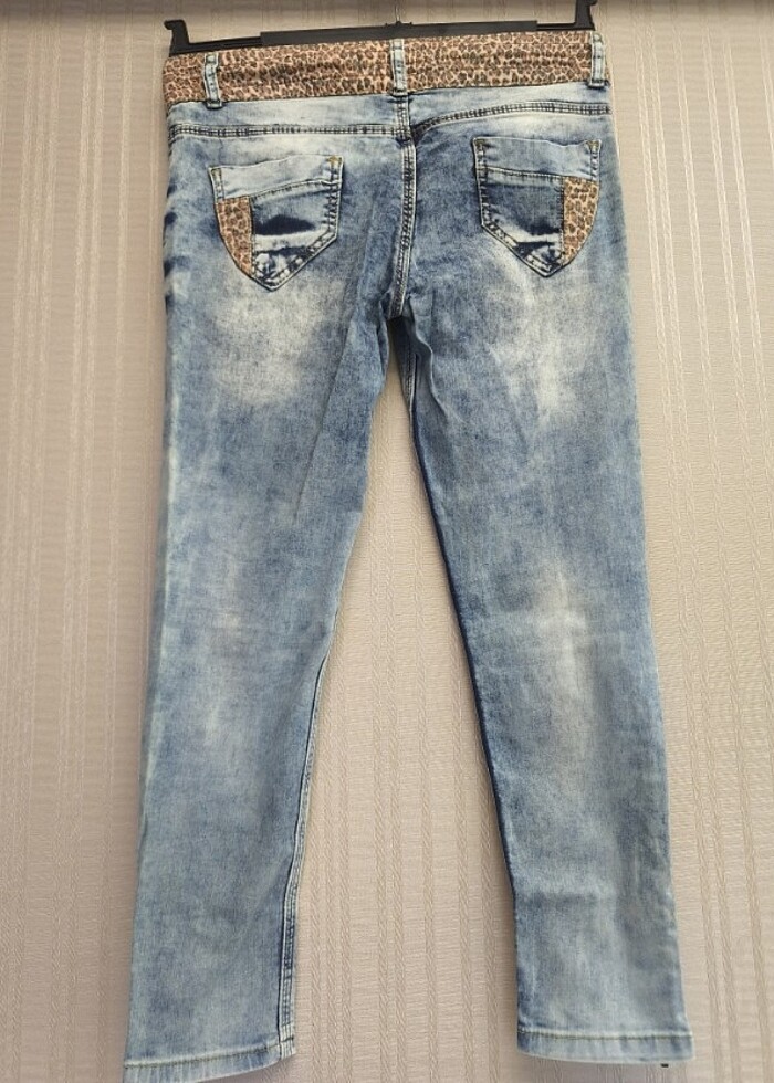 Leopar detaylı pantolon - Görsel 4