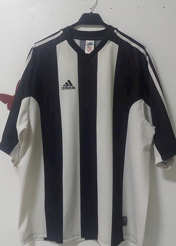 Erkek Adidas Siyah Beyaz Çizgili Kısa Kollu Forma