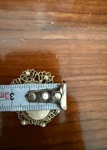 Beden Cameo incili broş