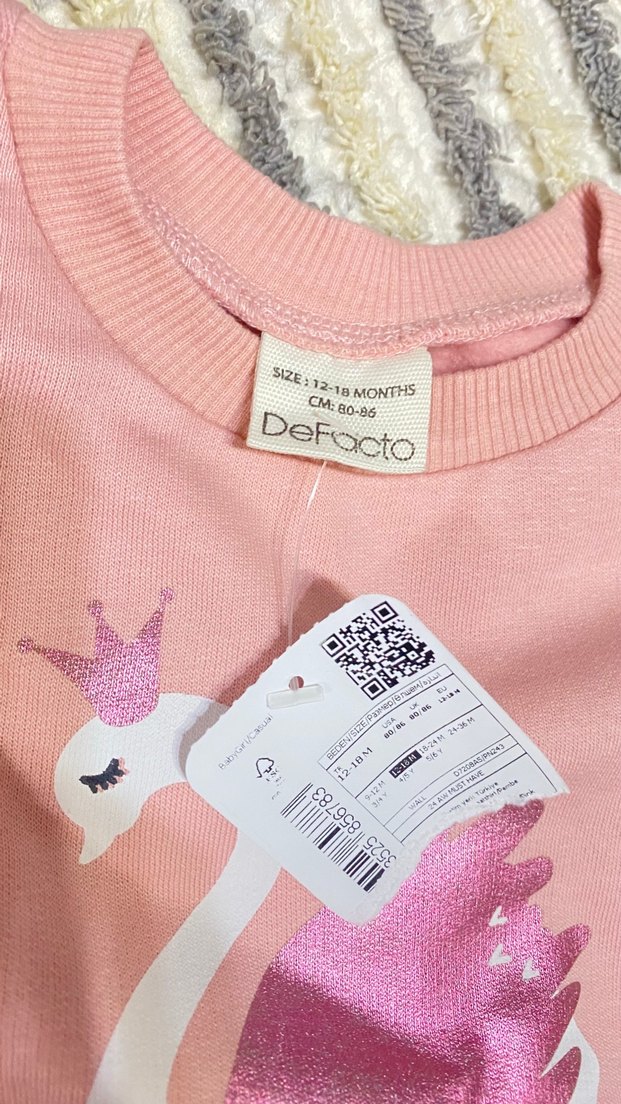 Pembe Kuğu Desenli Çocuk Sweatshirt — görsel 2/2