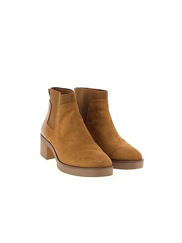 Stradivarius Stradivarius Bot %70 İndirimli.