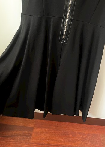 Guess Siyah Elbise - Görsel 4