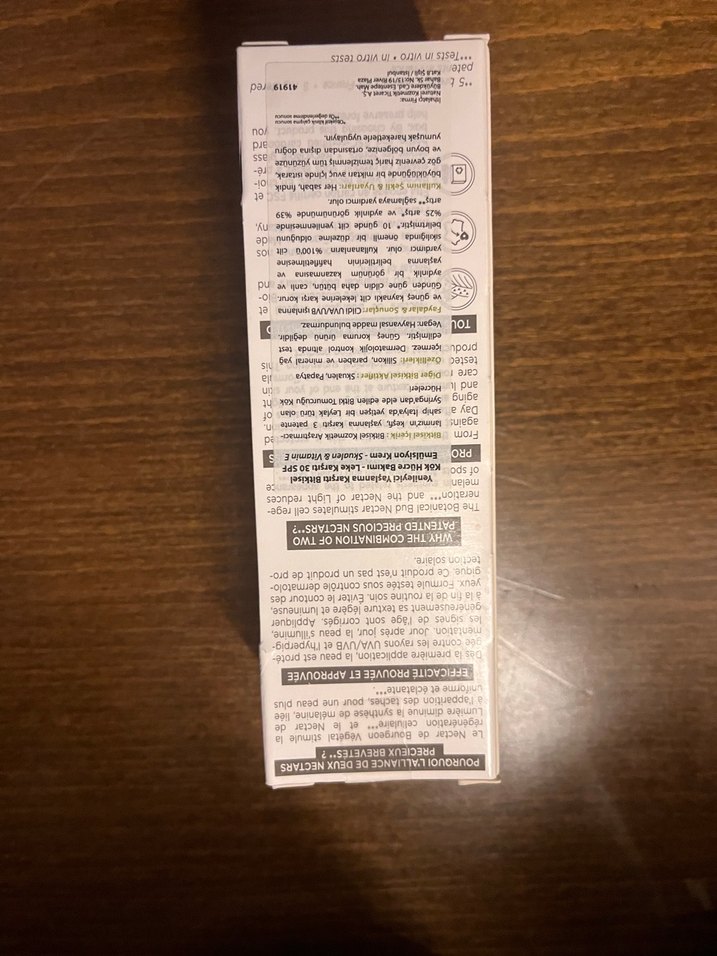 Yves Rocher Anti-Aging Aydınlatıcı Emülsiyon SPF30 - Görsel 2