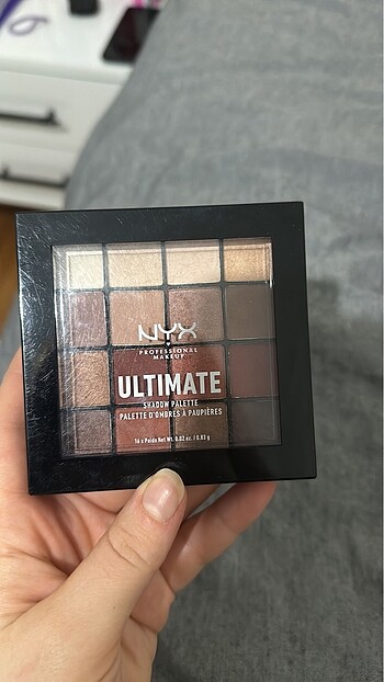 NYX far