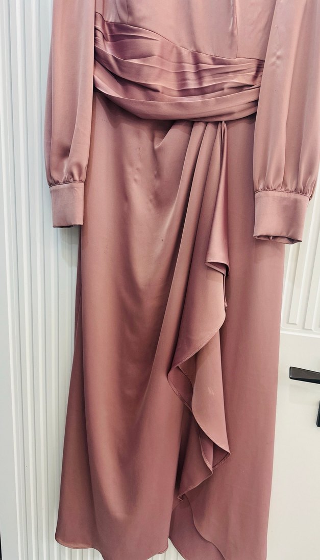 Soğan kabuğu renkte  Drapeli Uzun Kollu Uzun Elbise - Görsel 4