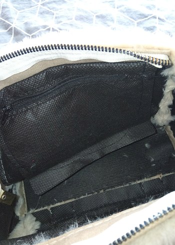 Bej Kürklü Kadın Omuz Çantası - Görsel 4