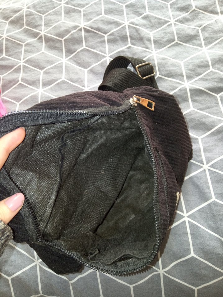 Siyah Kemer Detaylı Kadın Bel Çantası - Görsel 3