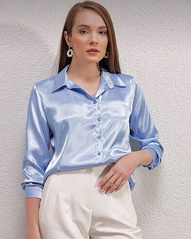 Saten gömlek