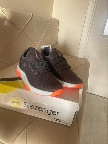 Slazenger füme turuncu spor ayakkabısı