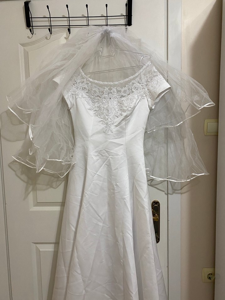 Beyaz Vintage Özel Tasarım Prenses Gelinlik - Görsel 2
