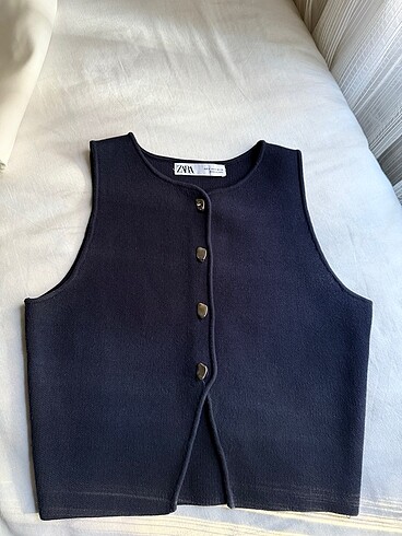 Zara crop yelek
