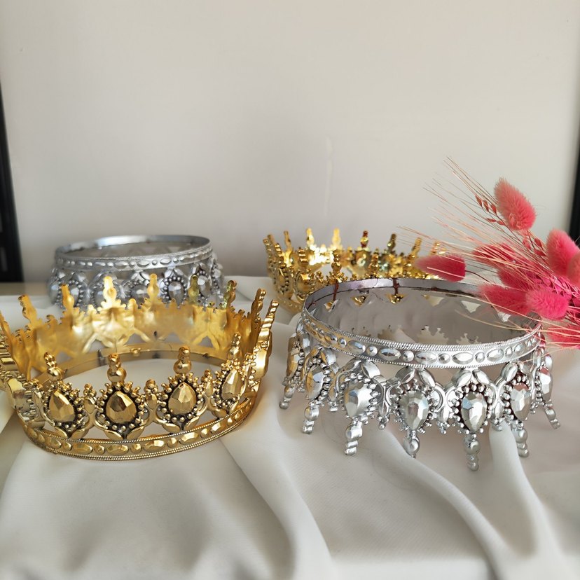 Işıltılı Altın ve Gümüş Taç Seti - Görsel 2