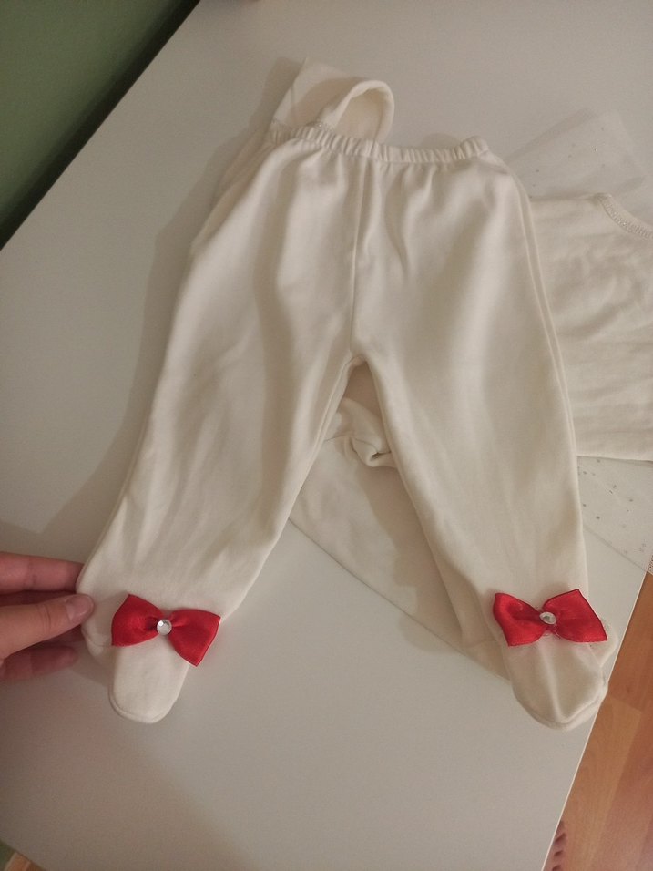 Uzun Kollu Pullu Beyaz Bebek Body - Görsel 3