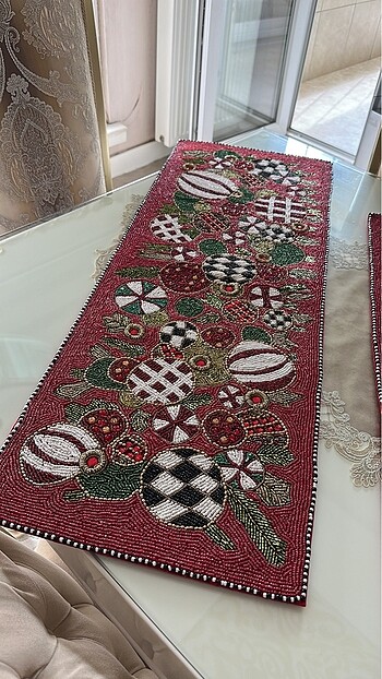 Beden kırmızı Renk Tamamen el işçılıgı mackenzıe model runner
