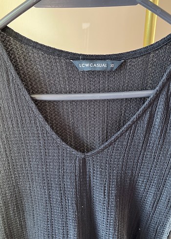 LC Waikiki V Yaka Siyah Piliseli Uzun Elbise