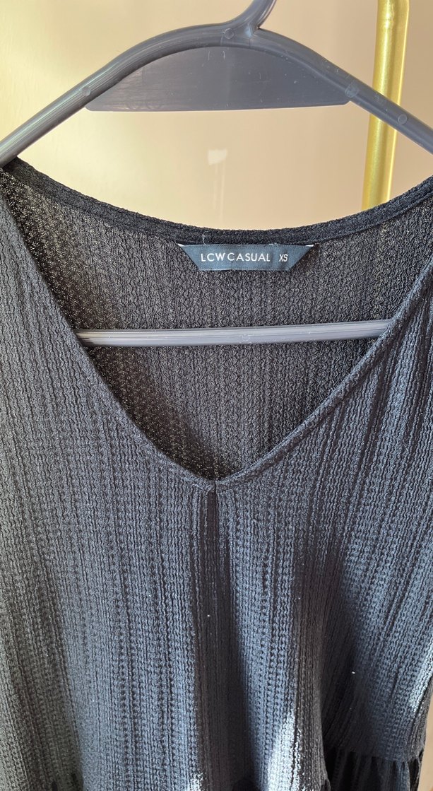 V Yaka Siyah Piliseli Uzun Elbise - Görsel 2