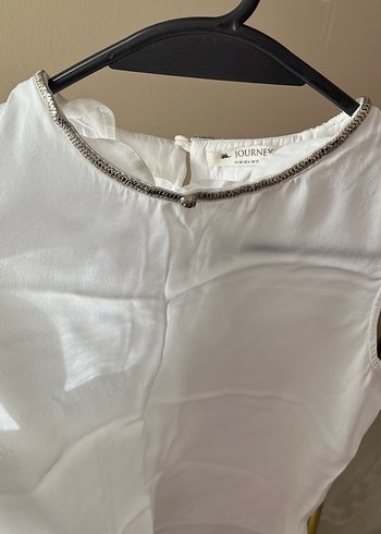 Zincir Detaylı Beyaz Kolsuz Keten Bluz - Görsel 8