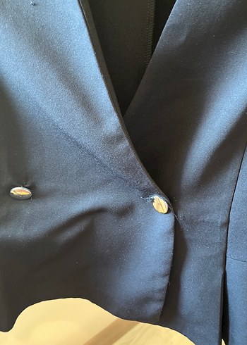 36 Beden Siyah, Kolsuz, Düğmeli Kadın Blazer