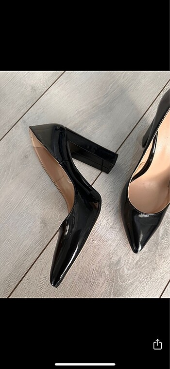 Koton Koton Siyah Rugan Stiletto