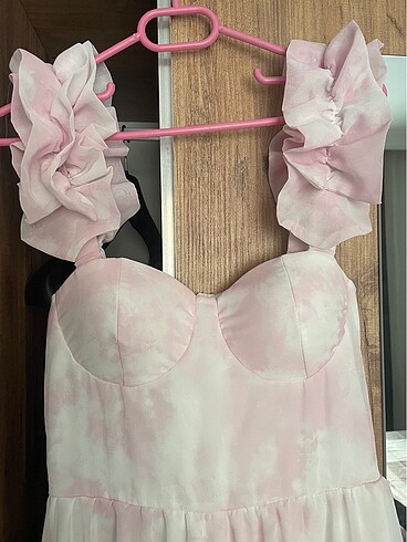 H&M Pembe Şifon Abiye Elbise