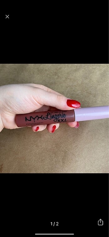 NYX Lingerie XXL Lipstick Ruj Low Cut