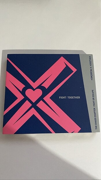Txt fight or escape jewel case fight vers