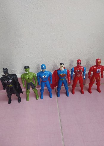 Süper Kahraman Figürleri Seti