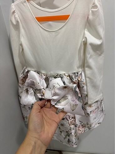 7 Yaş Beden beyaz Renk H&m kiz cocuk astarli elbise