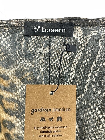 universal Beden çeşitli Renk Diğer Bluz %70 İndirimli.