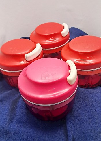 Tupperware Tupperware mini sef dograyıcı.