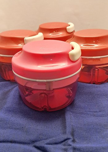  Beden Tupperware mini sef dograyıcı.