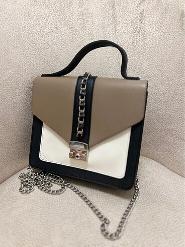 Prada Zincirli çanta