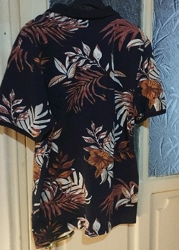 Kahverengi Desenli V Yaka Erkek Polo Tişört - Görsel 2