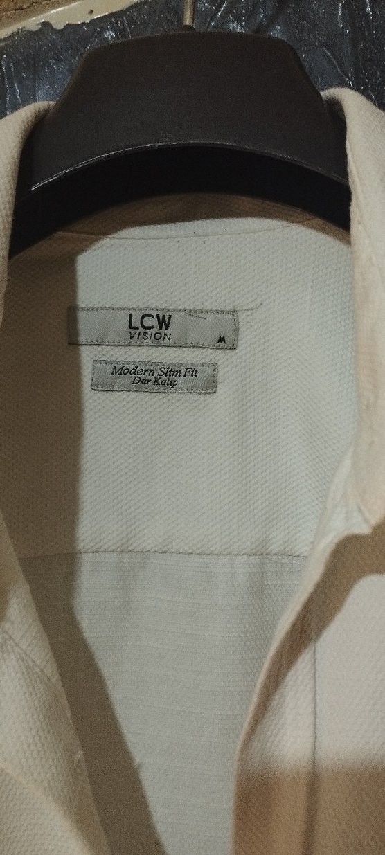 Düğmeli Beyaz Keten Erkek Gömlek - Görsel 3