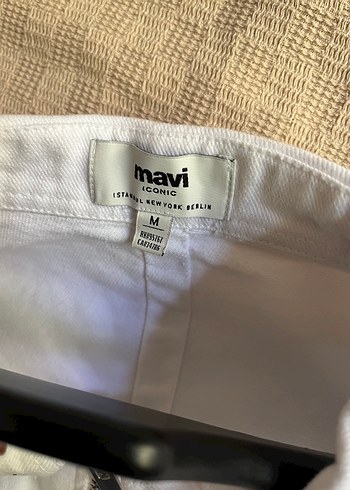 Mavi Kadın Beyaz Keten Fermuarlı Yelek