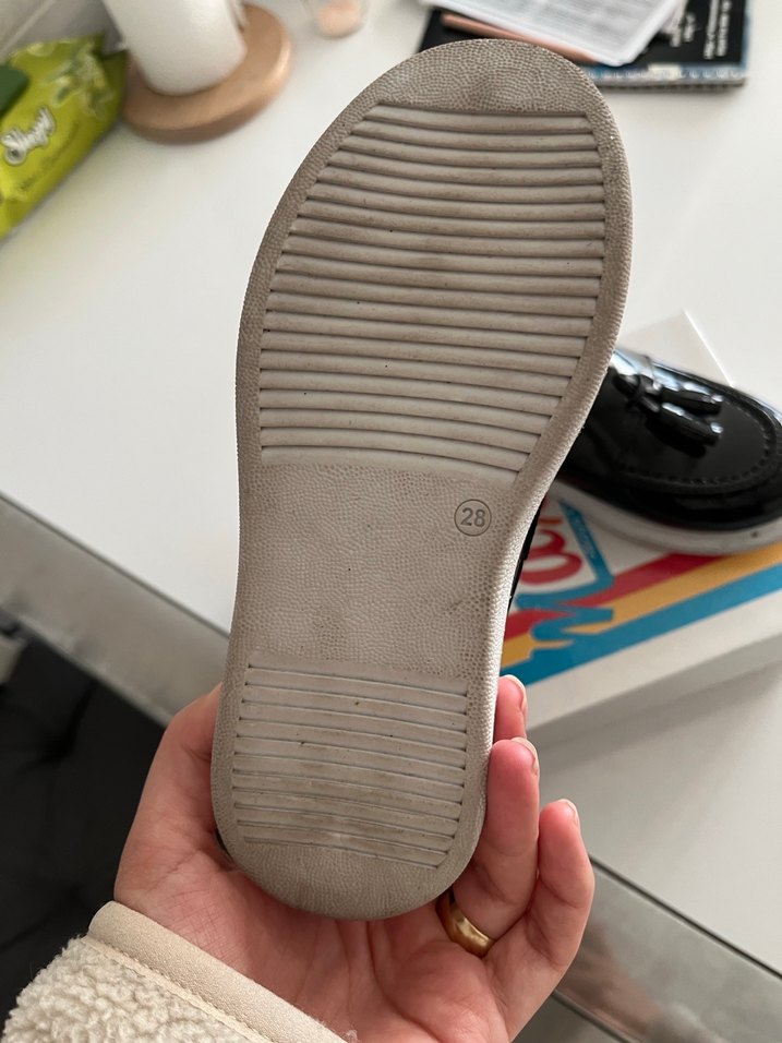 Püsküllü Siyah Erkek Çocuk Ayakkabısı - Görsel 4