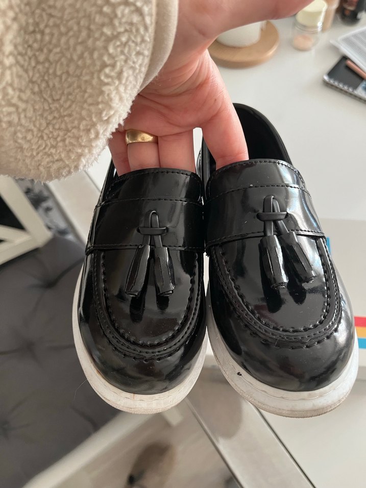 Püsküllü Siyah Erkek Çocuk Ayakkabısı - Görsel 3