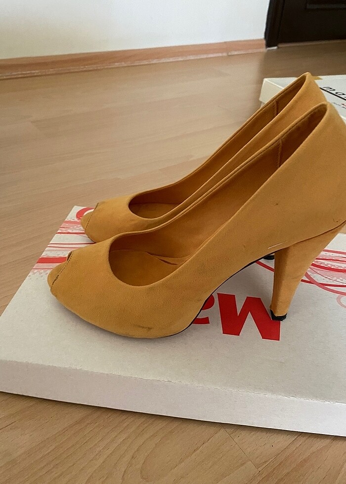 Dolgu topuk ayakkabı - Görsel 2