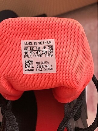 44 Beden siyah Renk Adidas spor ayakkabı